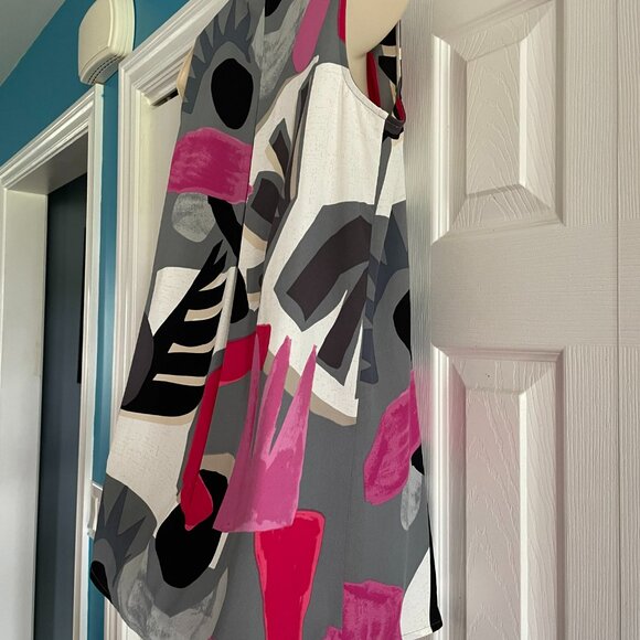 Abstract Tunic Black Pink Red White Tan Gray Sleeveless - Picture 12 of 16